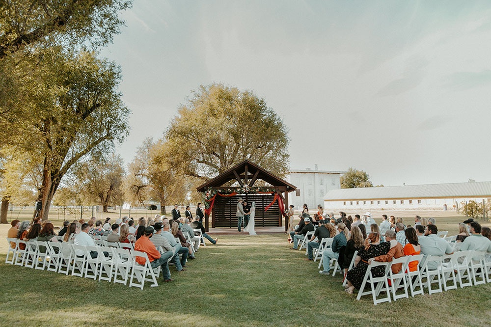 Seating can be arranged outdoors as well.
